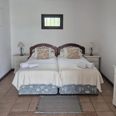 Detached With Stunning Mountain And Sea Views, 14m Pool & Sunken Hot Tub Villa